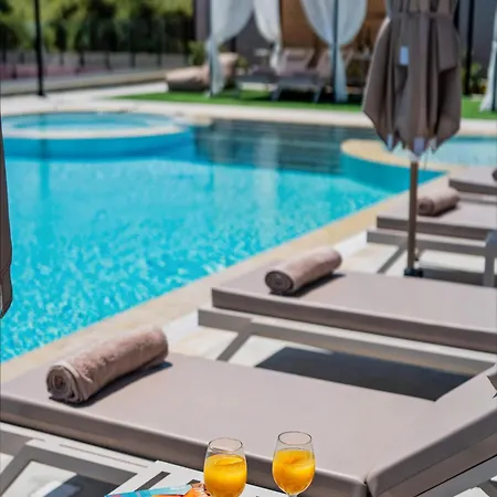 Luxury Mare - With 150m Pool Villa