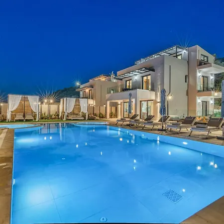 Luxury Mare - With 150m Pool Villa