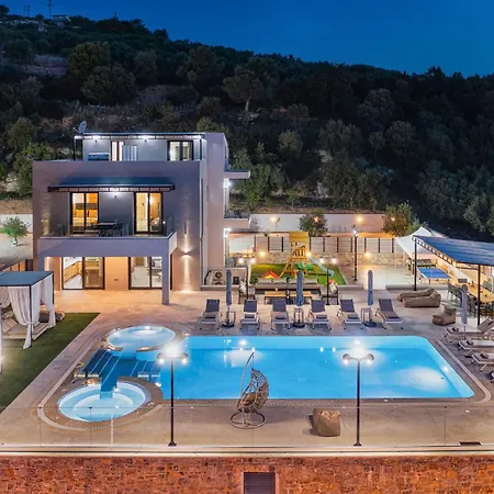 Luxury Mare - With 150m Pool Villa Roumeli